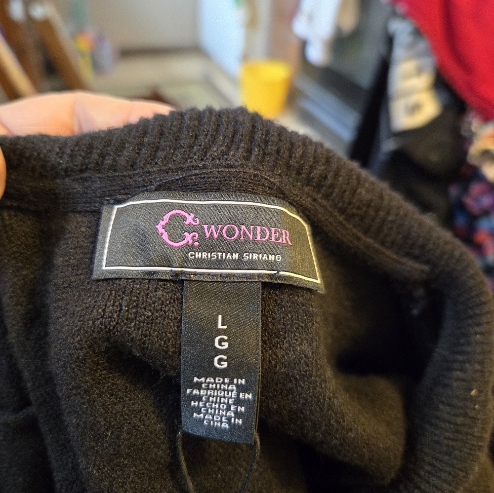 Chic Black Ruffled Cardigan - Picture 3 of 5